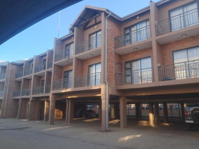 Apartment for sale in Dr Kenneth Kaunda, North West