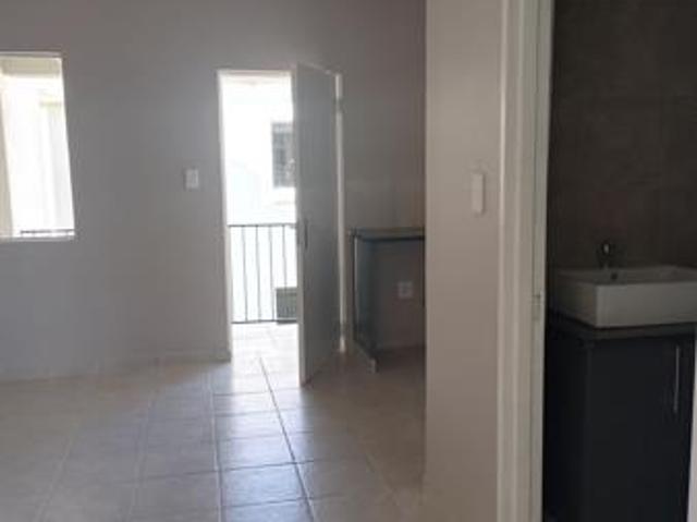 Apartment for sale in Dr Kenneth Kaunda, North West
