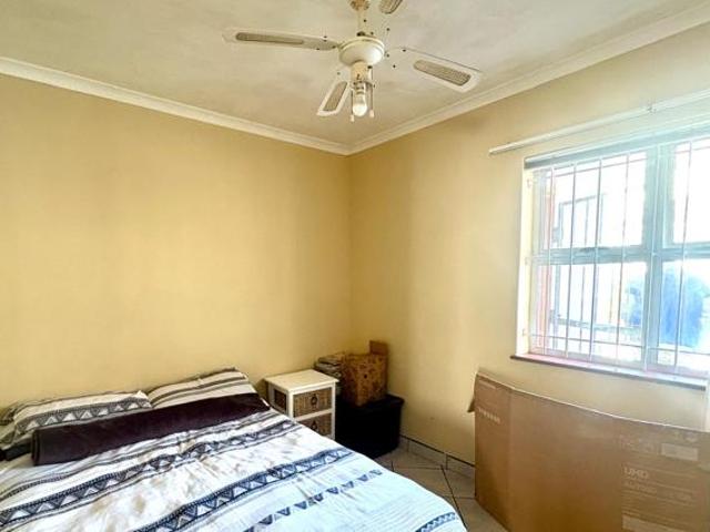 Apartment for sale in Cape Town, Western Cape