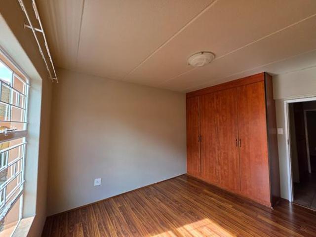 Apartment for sale in Vanderbijlpark, Emfuleni Local Municipality