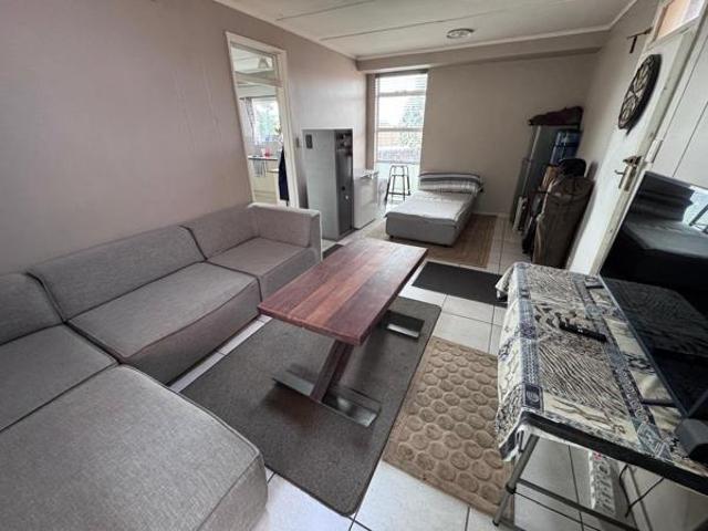 Apartment for rent in Vanderbijlpark, Emfuleni Local Municipality