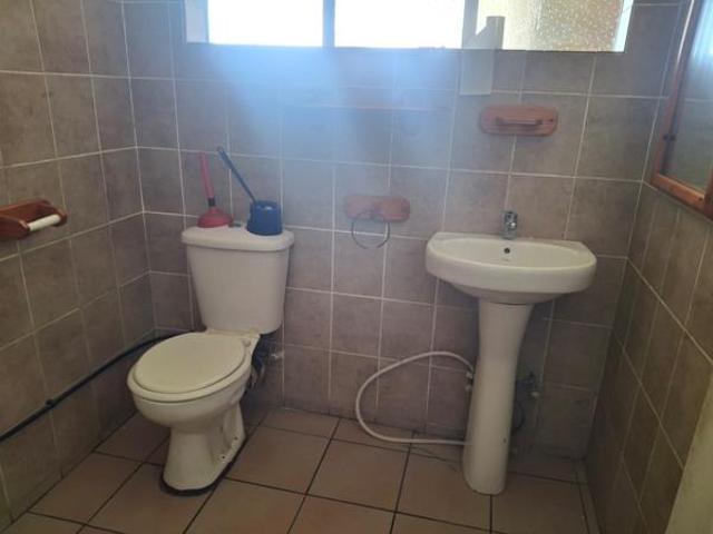 Apartment for rent in Vanderbijlpark, Emfuleni Local Municipality
