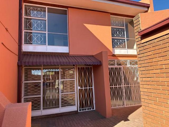 Apartment for sale in Vanderbijlpark, Emfuleni Local Municipality