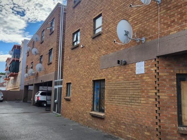Apartment for sale in Goodwood, Western Cape