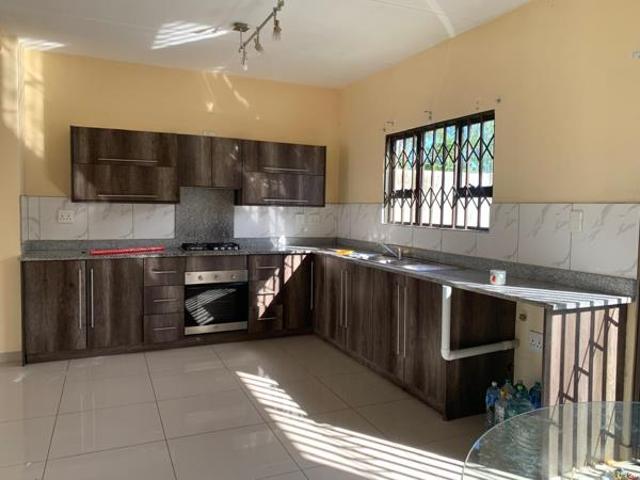 Apartment for rent in Mount Moreland, Kwazulu-natal
