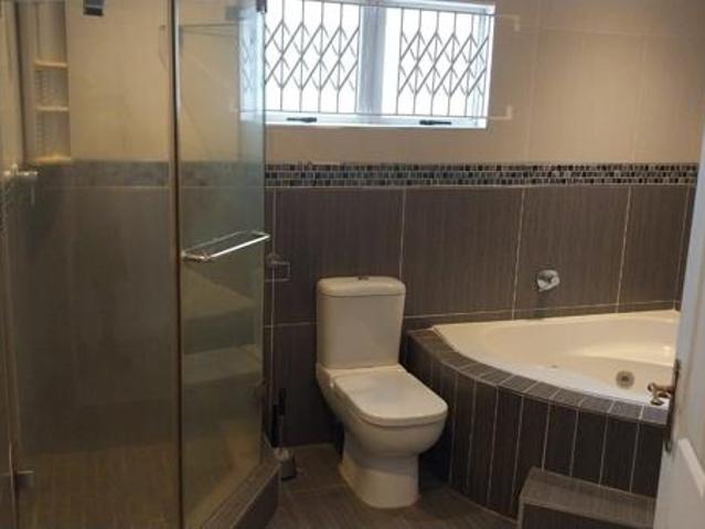Apartment for sale in Mount Moreland, Kwazulu-natal