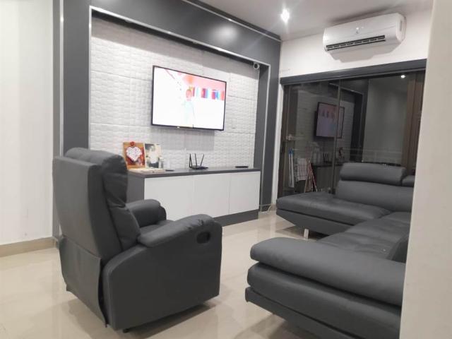 Apartment for sale in Mount Moreland, Kwazulu-natal