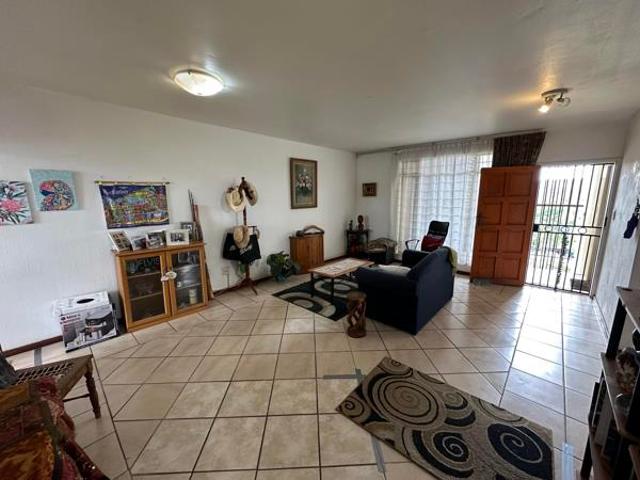 Apartment for rent in Waterkloof, Gauteng