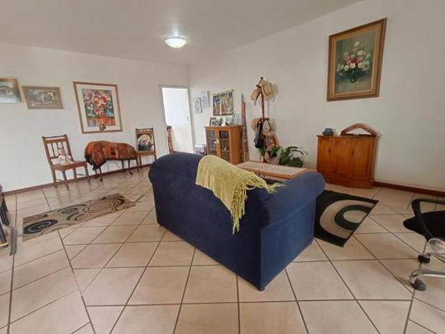 Apartment for rent in Waterkloof, Gauteng