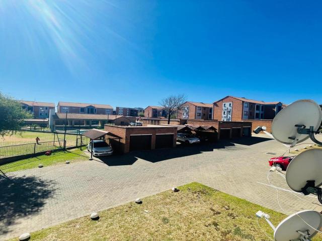 Apartment for sale in Tembisa, Gauteng