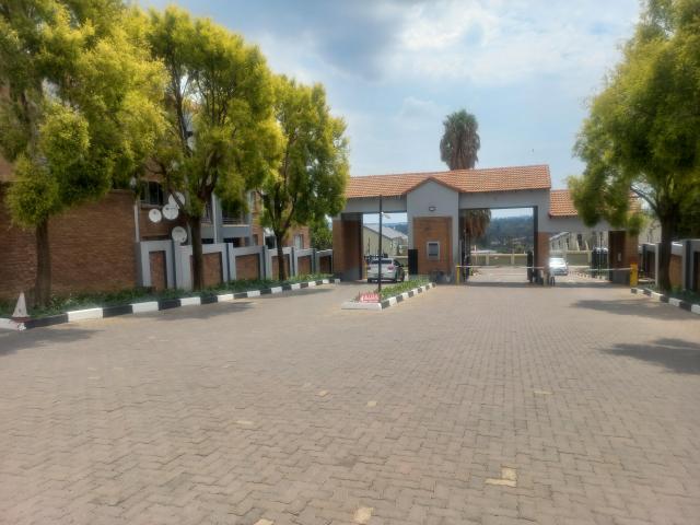 Apartment for sale in Tembisa, Gauteng