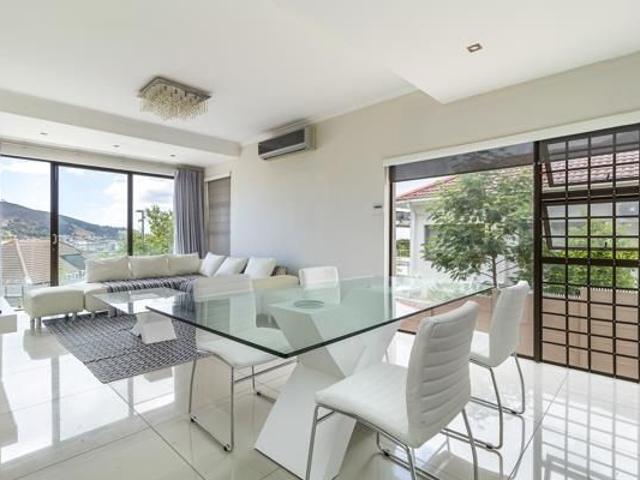 Apartment for rent in Vredehoek, Cape Town