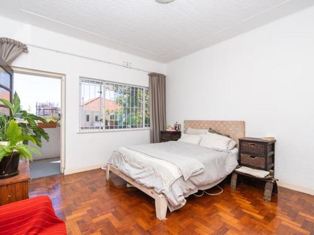 Apartment for sale in Cape Town, Western Cape