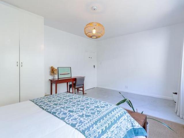 Apartment for sale in Cape Town, Western Cape