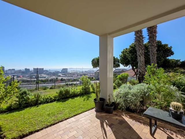 Apartment for sale in Cape Town, Western Cape