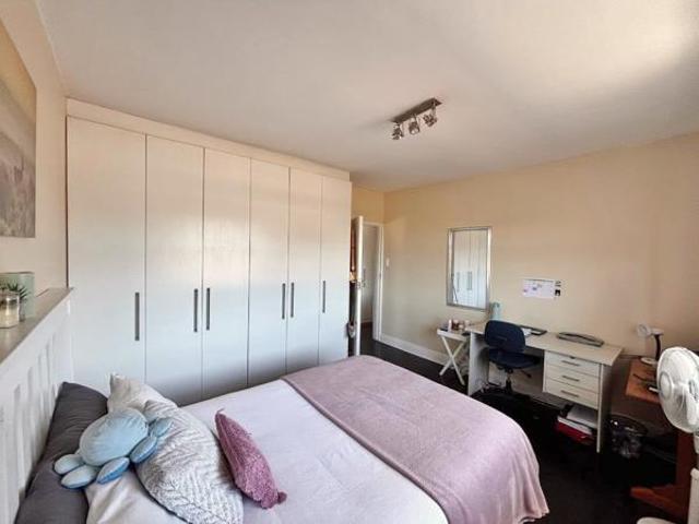Apartment for sale in Nelson Mandela Bay Ward 18, Nelson Mandela Bay Metropolitan Municipality
