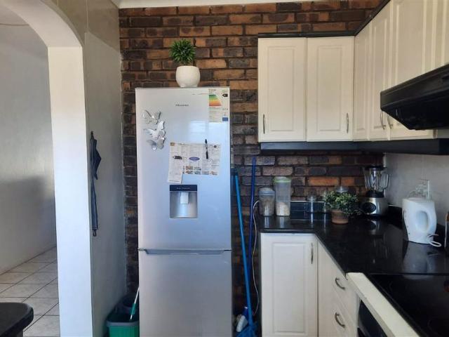 Apartment for sale in Seaview, Kwazulu-natal
