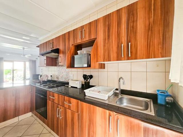 Apartment for rent in Seaview, Kwazulu-natal