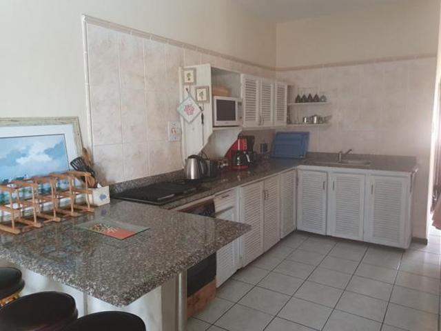 Apartment for rent in Seaview, Kwazulu-natal
