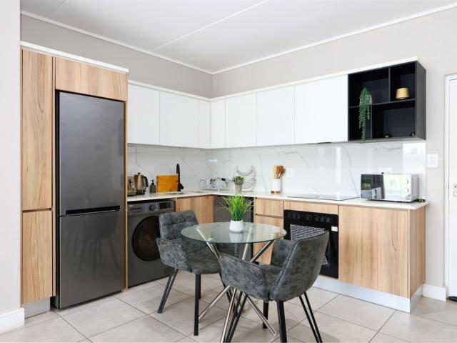 Apartment for rent in Kikuyu Waterfall, Sandton
