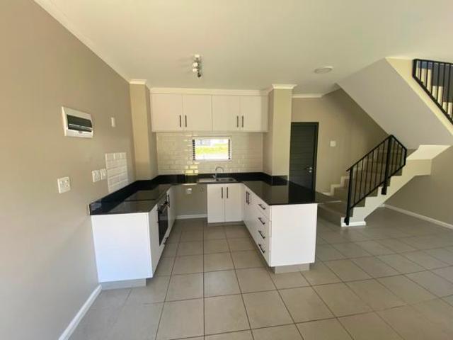 Apartment for rent in Seaview, Kwazulu-natal