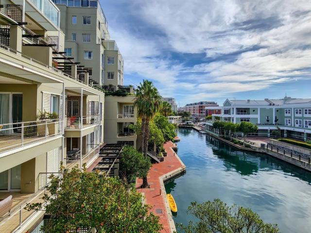 Apartment for sale in Cape Town, Western Cape