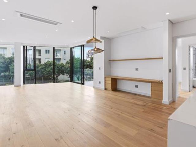 Apartment for sale in Cape Town, Western Cape