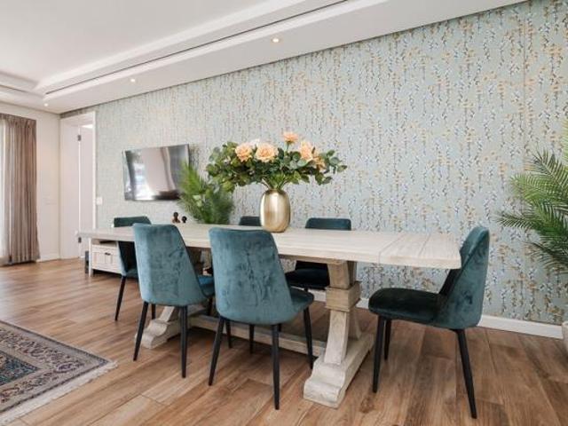 Apartment for sale in Cape Town, Western Cape