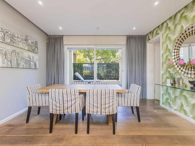 Apartment for sale in Cape Town, Western Cape