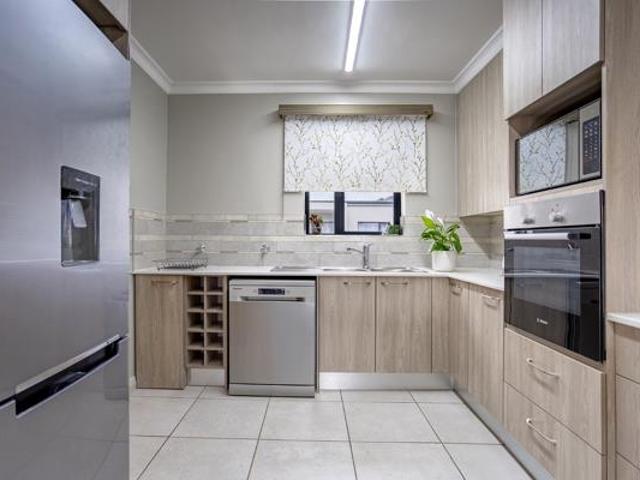 Apartment for rent in Waterkloof, Gauteng