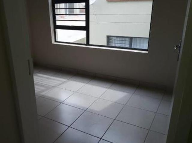 Apartment for rent in Rustenburg Local Municipality, Bojanala Platinum District Municipality