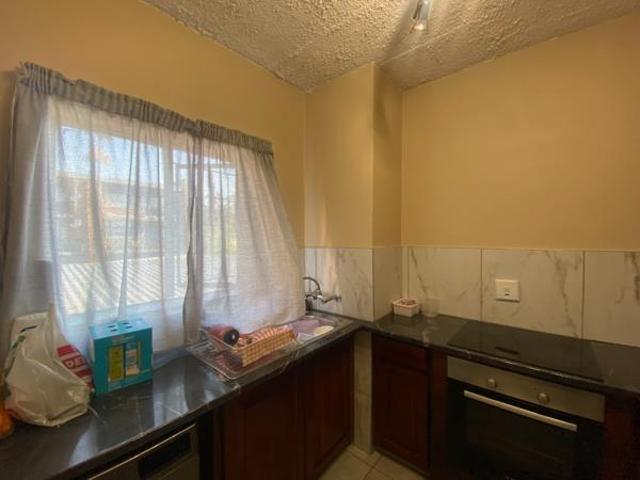 Apartment for rent in Waterkloof, Gauteng