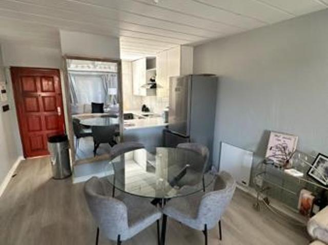 Apartment for rent in Waterkloof, Gauteng