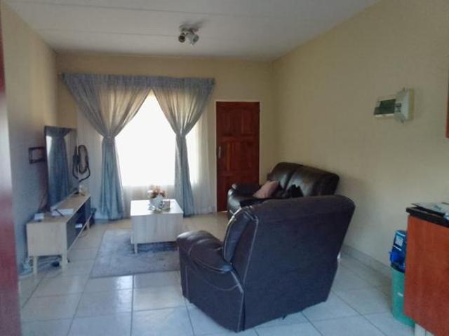 Apartment for sale in Tlhabane, North West