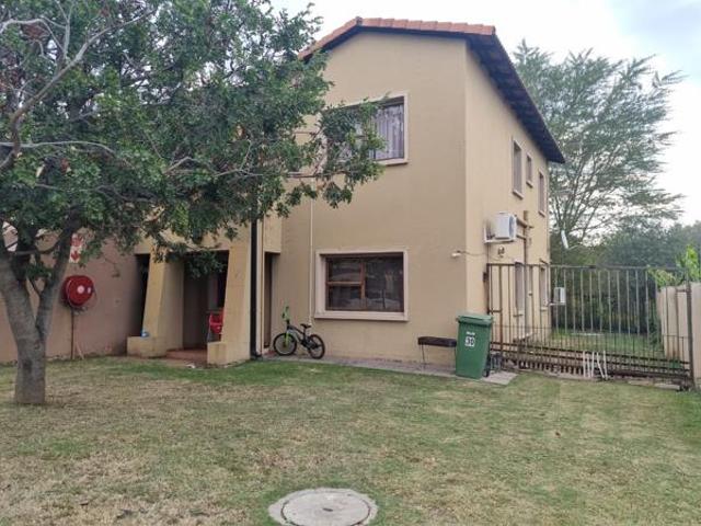 Apartment for sale in Tlhabane, North West