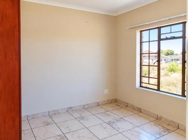 Apartment for sale in Rustenburg Local Municipality, Bojanala Platinum District Municipality
