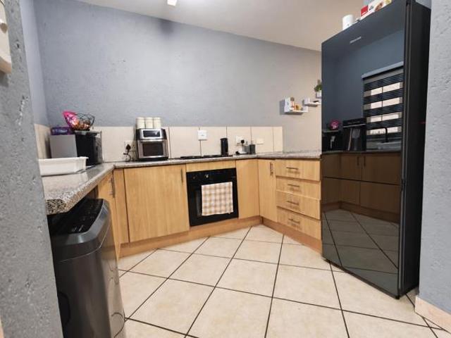 Apartment for sale in Rustenburg Local Municipality, Bojanala Platinum District Municipality