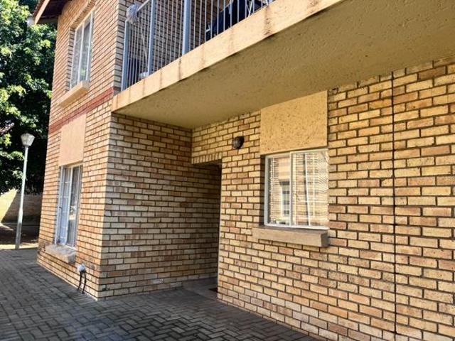 Apartment for rent in Rustenburg Local Municipality, Bojanala Platinum District Municipality