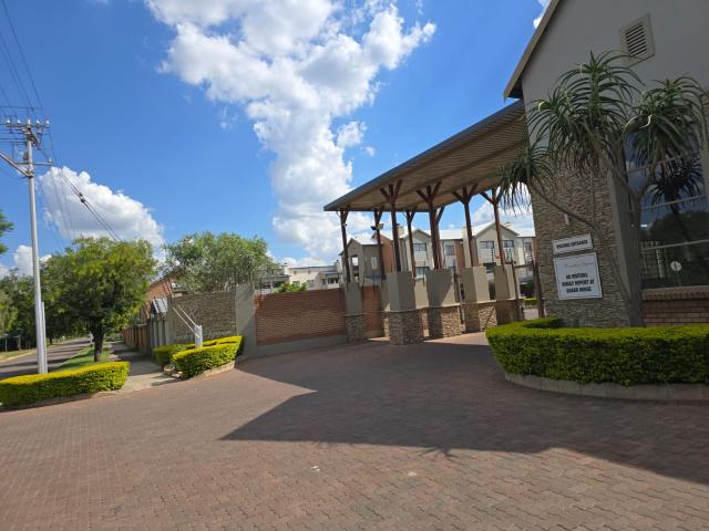 Apartment for sale in Waterkloof, Gauteng