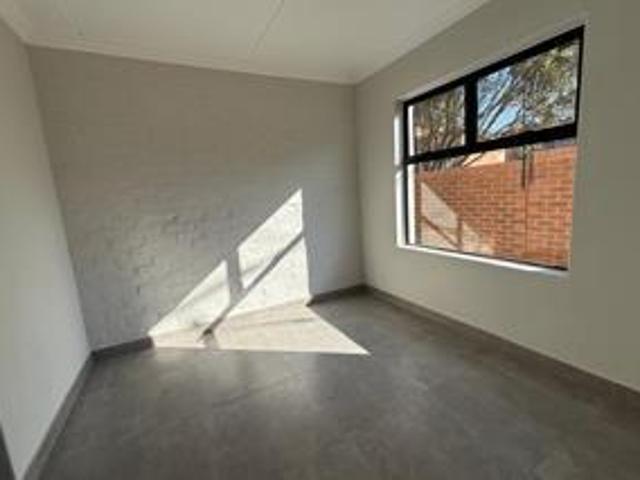 Apartment for rent in Waterkloof, Gauteng