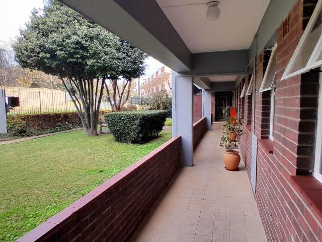 Apartment for sale in Vosloorus, Gauteng