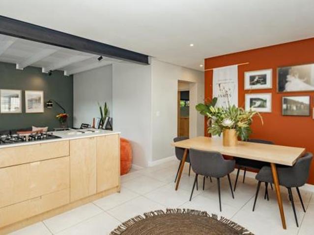 Apartment for sale in Cape Town, Western Cape