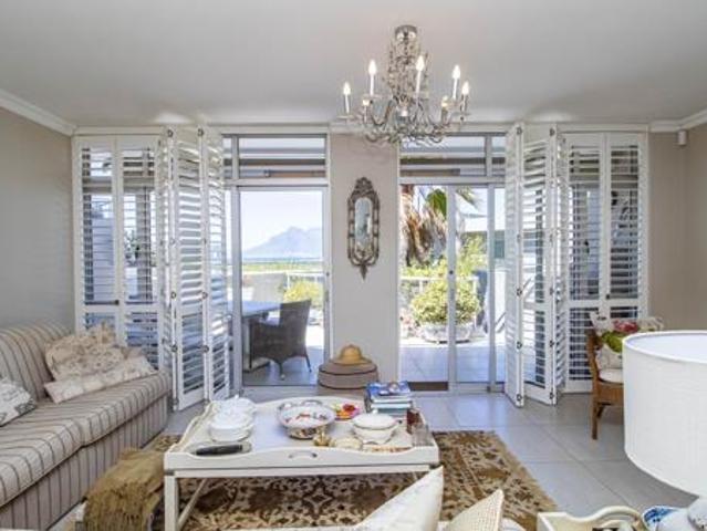 Apartment for sale in Cape Town, Western Cape