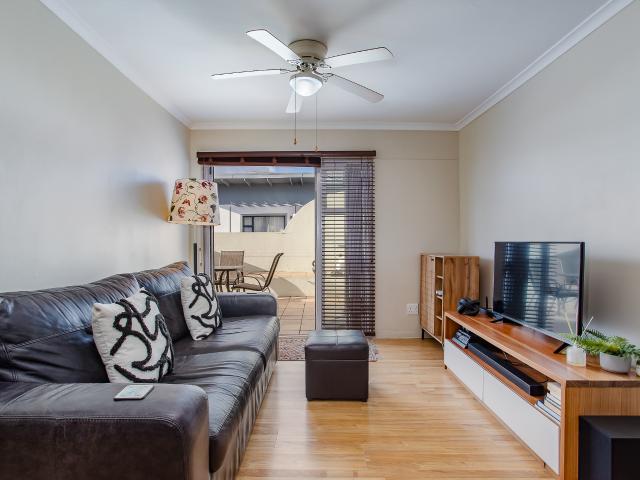 Apartment for sale in Onverwacht, Western Cape