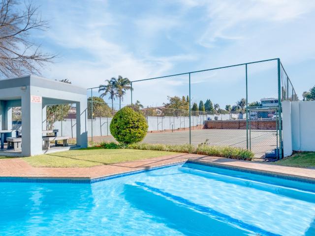 Apartment for sale in Nooitgedacht, Gauteng