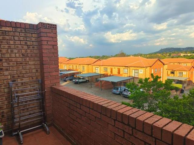 Apartment for sale in Westonaria, Gauteng