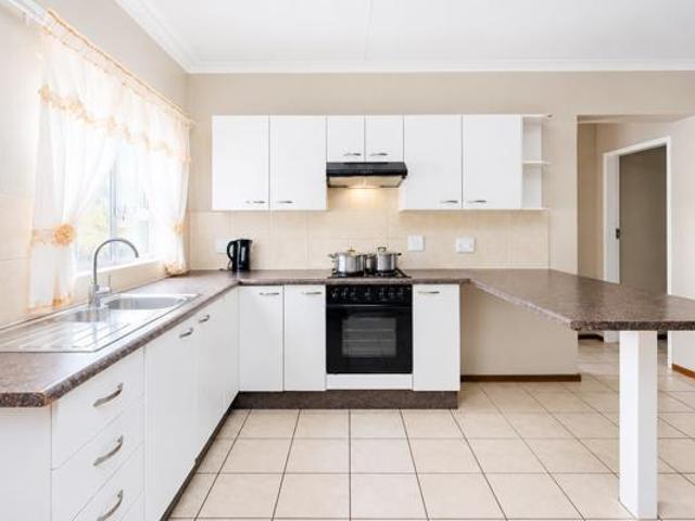 Apartment for sale in West Rand Garden estates, Westonaria Local Municipality