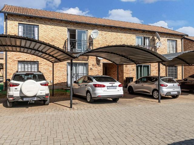 Apartment for sale in Nooitgedacht, Gauteng