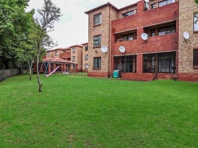 Apartment for rent in Nooitgedacht, Gauteng