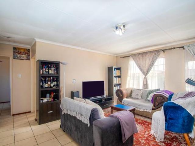 Apartment for sale in Westonaria, Gauteng